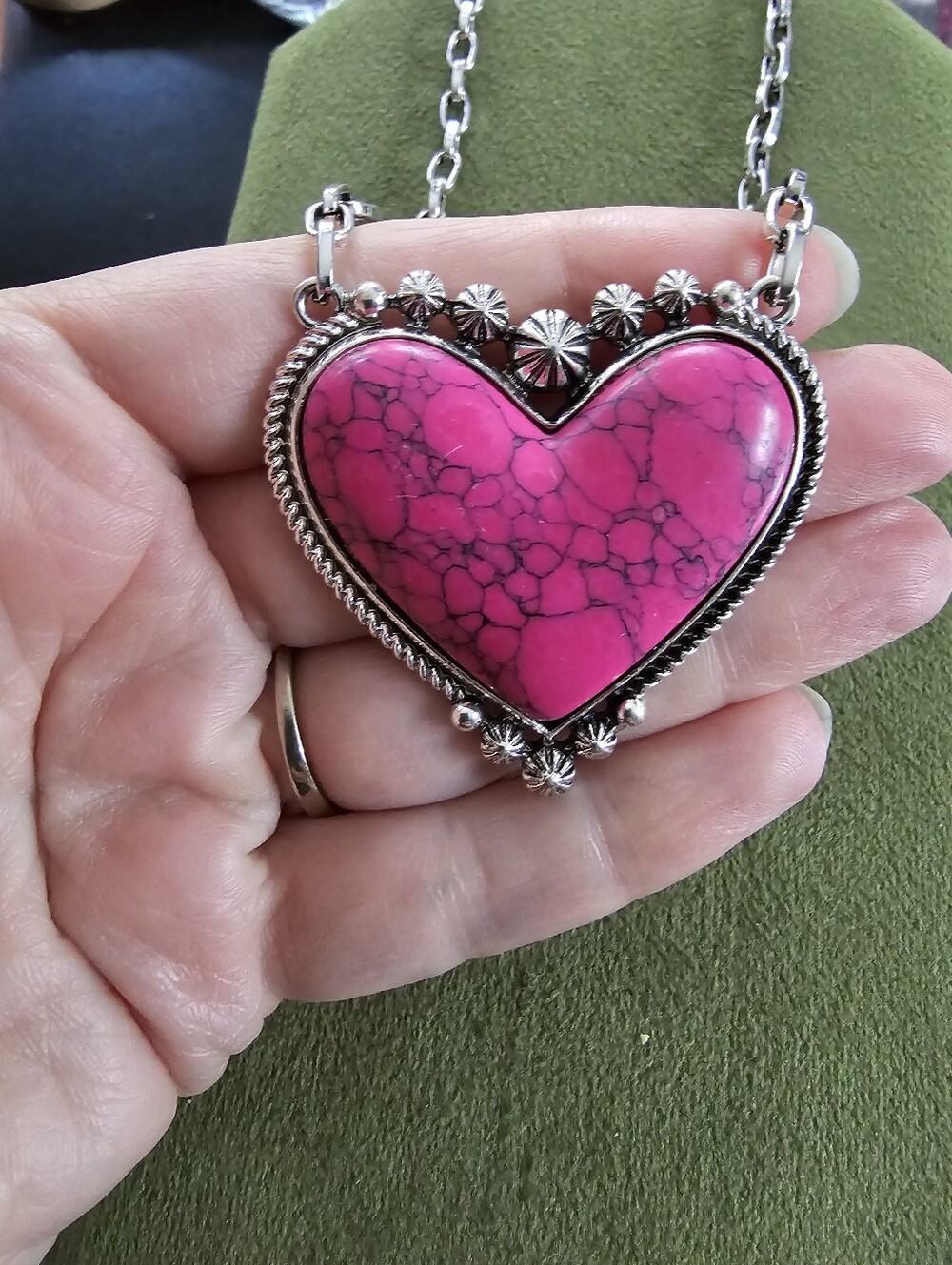 Necklace - Picture 2 of 4